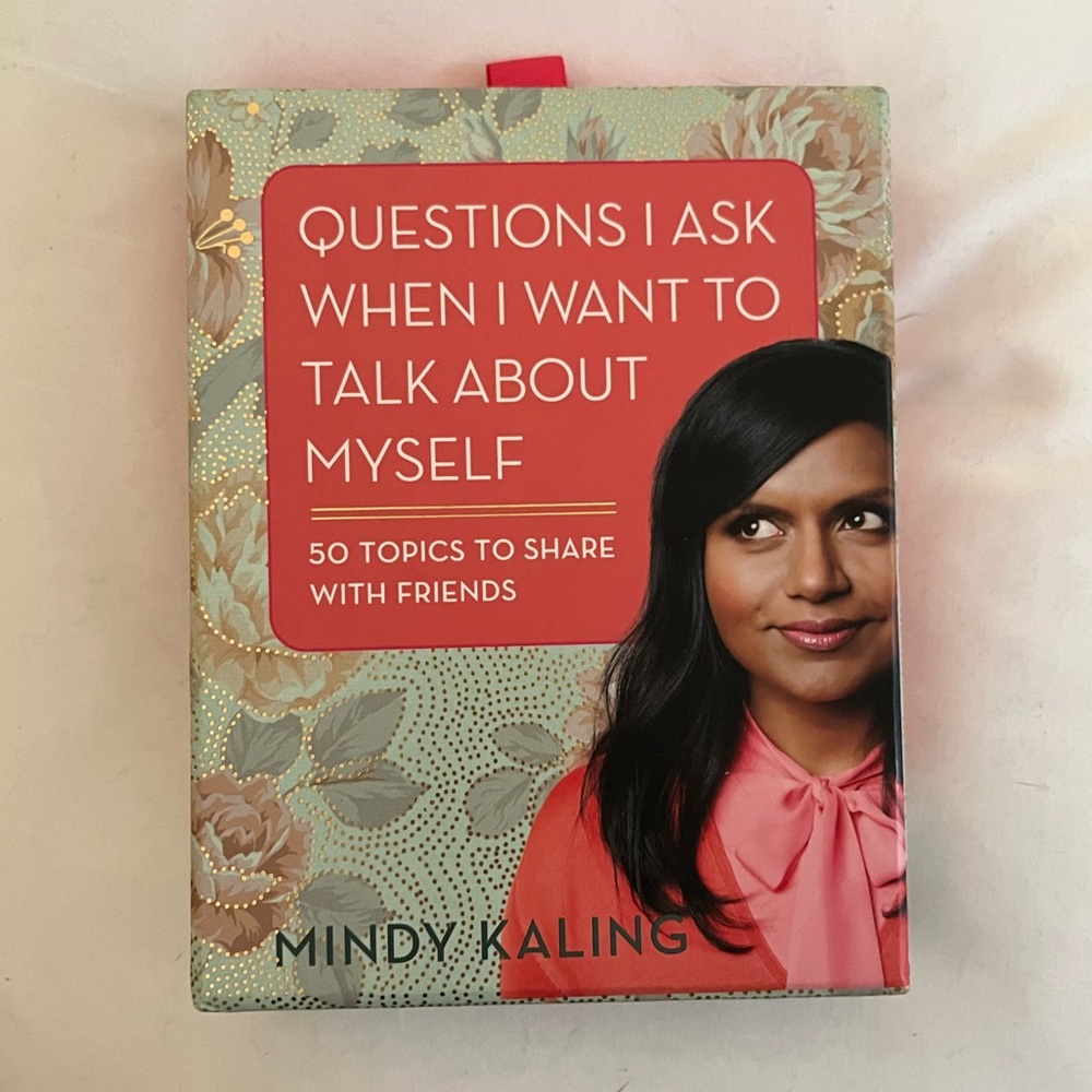 NWT Mindy Kaling party cards
